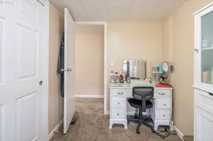 4374 Hazelgreen Rd, Salem, OR 97305 - Photo 25