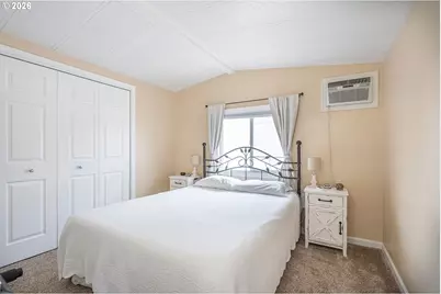 4374 Hazelgreen Rd, Salem, OR 97305 - Photo 29