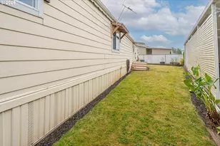4374 Hazelgreen Rd, Salem, OR 97305 - Photo 11