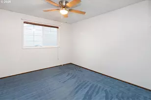 760 Gaileen Way, Harrisburg, OR 97446 - Photo 13