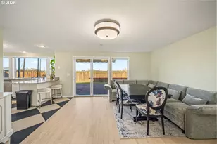 579 Sweetwater Ln, Eugene, OR 97404 - Photo 13