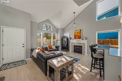 579 Sweetwater Ln, Eugene, OR 97404 - Photo 5