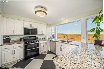 579 Sweetwater Ln, Eugene, OR 97404 - Photo 11