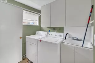 1001 SE 130th Ave, Portland, OR 97233 - Photo 21