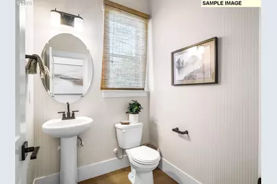 18110 SW Hoover Ln, Beaverton, OR 97003 - Photo 3