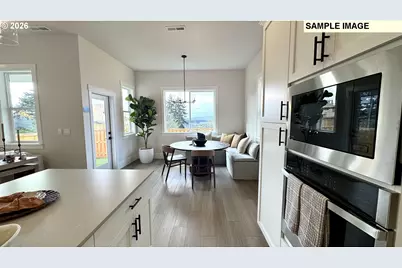 18110 SW Hoover Ln, Beaverton, OR 97003 - Photo 11
