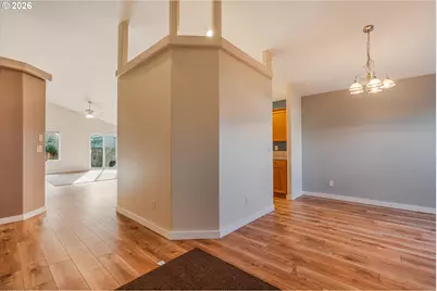 1407 SE 7th Ave, Canby, OR 97013 - Photo 3