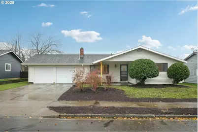 3915 N Kiska St, Portland, OR 97217 - Photo 1