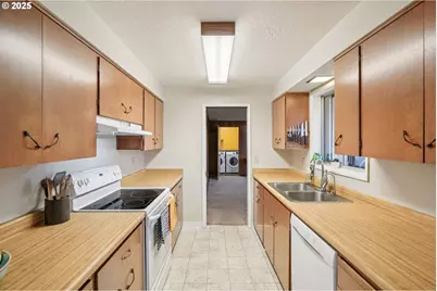 3915 N Kiska St, Portland, OR 97217 - Photo 11