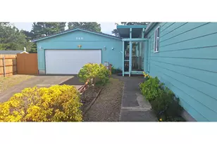 848 Wecoma Loop, Florence, OR 97439 - Photo 3