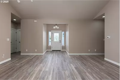 2630 NE 45th St, Lincoln City, OR 97367 - Photo 11