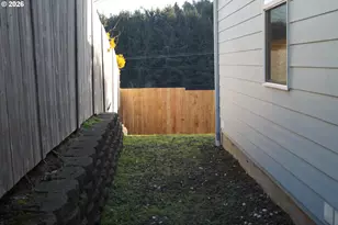 2630 NE 45th St, Lincoln City, OR 97367 - Photo 27