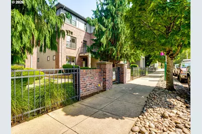 1420 NW 20th Ave #505, Portland, OR 97209 - Photo 1