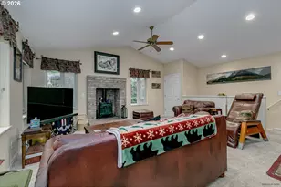 53221 E Marmot Rd, Sandy, OR 97055 - Photo 9