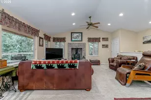 53221 E Marmot Rd, Sandy, OR 97055 - Photo 11