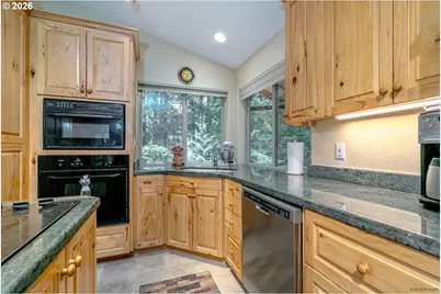 53221 E Marmot Rd, Sandy, OR 97055 - Photo 17