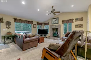 53221 E Marmot Rd, Sandy, OR 97055 - Photo 9