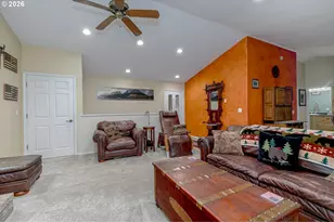 53221 E Marmot Rd, Sandy, OR 97055 - Photo 7