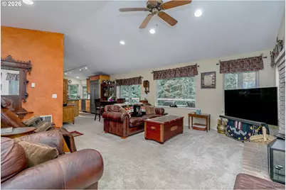 53221 E Marmot Rd, Sandy, OR 97055 - Photo 9