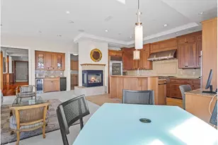 2015 SE Columbia River Dr, Vancouver, WA 98661 - Photo 25
