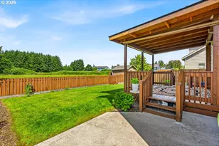 1149 Dahlia St, Woodburn, OR 97071 - Photo 29