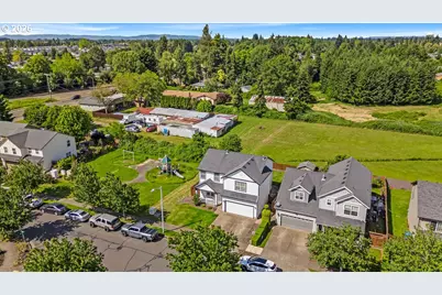 1149 Dahlia St, Woodburn, OR 97071 - Photo 37
