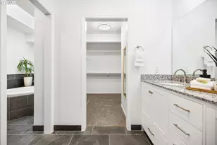 4937 SW Humphrey Park Rd, Portland, OR 97221 - Photo 17
