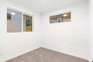 8350 N Bank St, Portland, OR 97203 - Photo 7