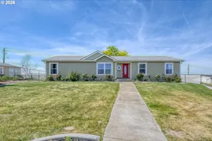 3010 SW Terrace Dr, Pendleton, OR 97801 - Photo 1