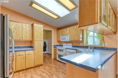 3010 SW Terrace Dr, Pendleton, OR 97801 - Photo 9