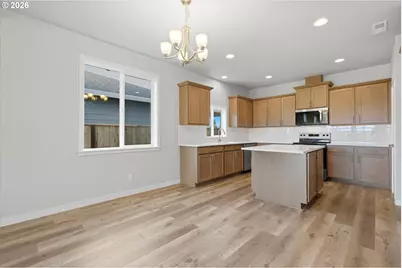 589 E Cleveland St, Carlton, OR 97111 - Photo 9