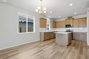 589 E Cleveland St, Carlton, OR 97111 - Photo 9