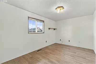 3739 NE Olympic St, Hillsboro, OR 97124 - Photo 19