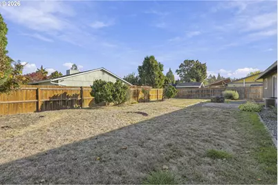 3739 NE Olympic St, Hillsboro, OR 97124 - Photo 31