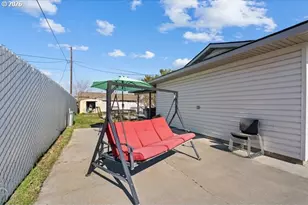 595 E Wilshire Ave, Hermiston, OR 97838 - Photo 21