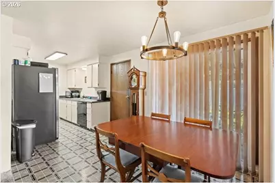 595 E Wilshire Ave, Hermiston, OR 97838 - Photo 9