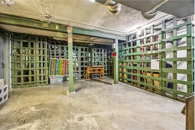 2475 NW Raleigh St, Portland, OR 97210 - Photo 5