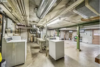 2475 NW Raleigh St, Portland, OR 97210 - Photo 7