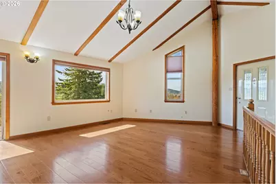 1980 E Sixth Ave, Sutherlin, OR 97479 - Photo 13