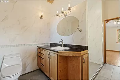 1980 E Sixth Ave, Sutherlin, OR 97479 - Photo 23