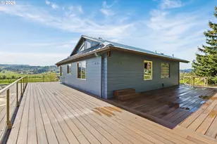 1980 E Sixth Ave, Sutherlin, OR 97479 - Photo 7