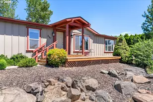 527 Sunridge Ave, Dallesport, WA 98617 - Photo 7