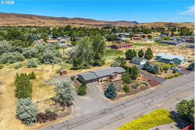 527 Sunridge Ave, Dallesport, WA 98617 - Photo 33