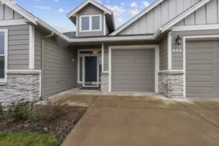 425 NW Crater Lk Dr, Dallas, OR 97338 - Photo 3