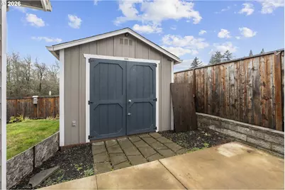 425 NW Crater Lake Dr, Dallas, OR 97338 - Photo 35