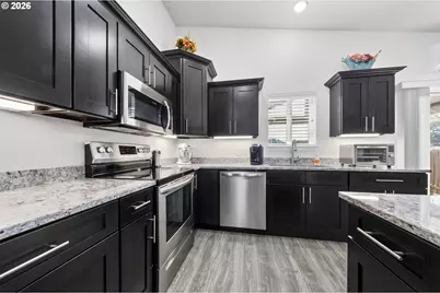 829 Jacobson Way, Lakeside, OR 97449 - Photo 7