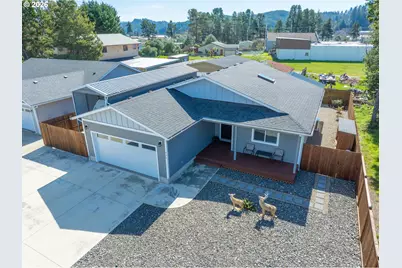 829 Jacobson Way, Lakeside, OR 97449 - Photo 1
