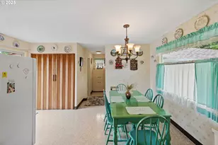 90880 Robertson Ln, Coos Bay, OR 97420 - Photo 19