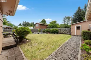 90880 Robertson Ln, Coos Bay, OR 97420 - Photo 31