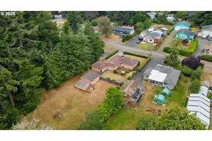 90880 Robertson Ln, Coos Bay, OR 97420 - Photo 41